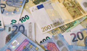 Συντάξεις: Έρχονται αναδρομικά έως 8.000€ – Οι τρεις κατηγορίες δικαιούχων