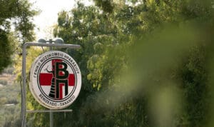 17χρονος και 2χρονο παιδί μεταφέρθηκαν εσπευσμένα από την Σαντορίνη στο Ηράκλειο