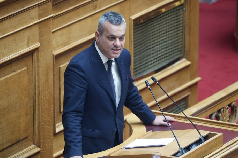 Χάρης Μαμουλάκης