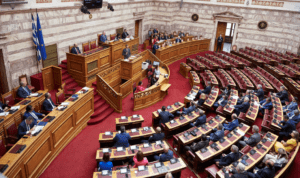 Χωρισμός «βόμβα» στον πολιτικό κόσμο – Γυναίκα υπουργού έκανε αίτηση διαζυγίου επειδή την απατούσε επανειλημμένα