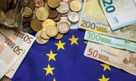 χρήματα ευρώ