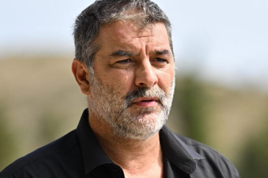 Βασίλης Μπισμπίκης