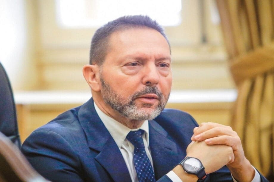 Γιάννης Στουρνάρας