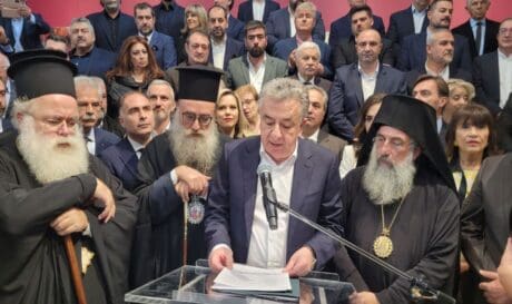 Σταύρος Αρναουτάκης