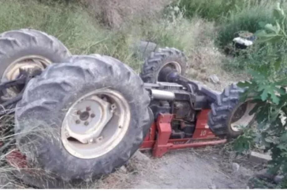 τρακτέρ ανατροπή