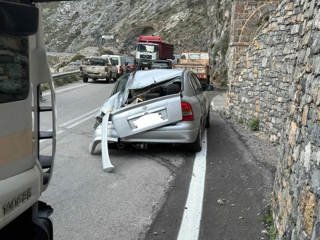 βράχια πτώση 