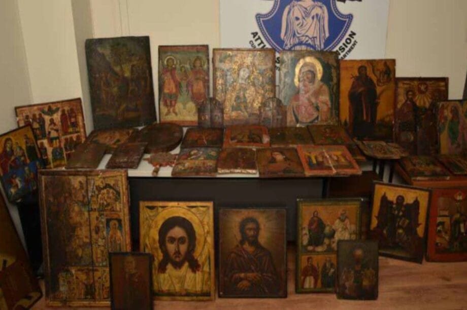 56 εκκλησιαστικές εικόνες κλοπή