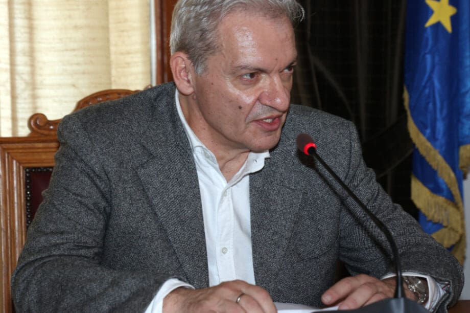 Αλέξης Καλοκαιρινός