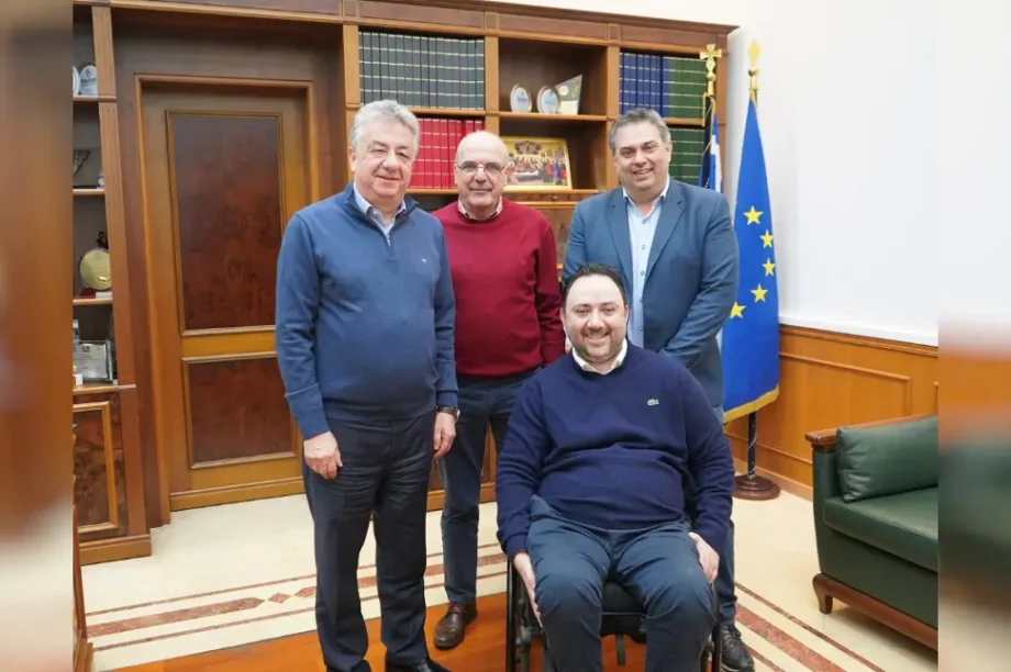 Σταύρος Αρναουτάκης