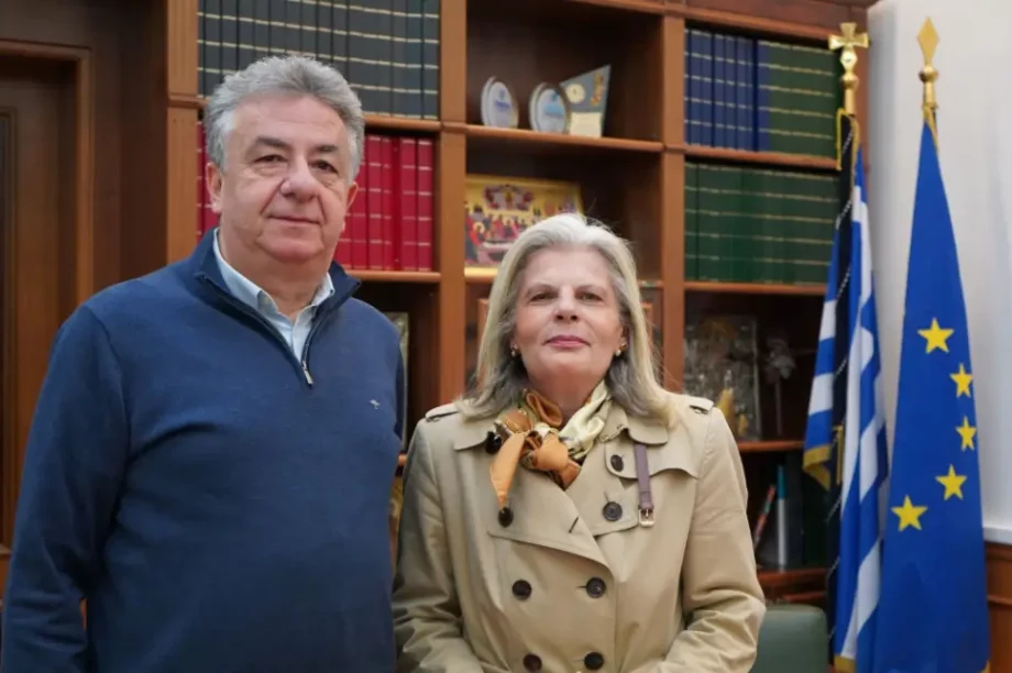 Συνάντηση Σταύρου Αρναουτάκη με την Επίτιμη Πρόξενο της Γερμανίας