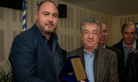 Ο Περιφερειάρχης Κρήτης ανακηρύχθηκε σε επίτιμο μέλος της Διεθνούς Ένωσης Αστυνομικών Ηρακλείου