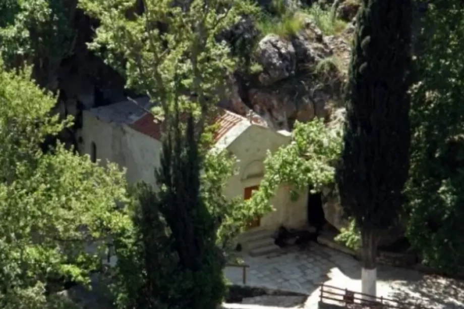 Άνω Ασίτες εκκλησάκι Άγιος Αντώνιος