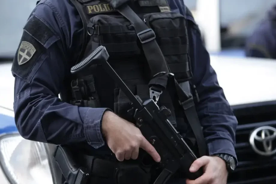 Αστυνομία Αστυνομικός υπηρεσιακό όπλο