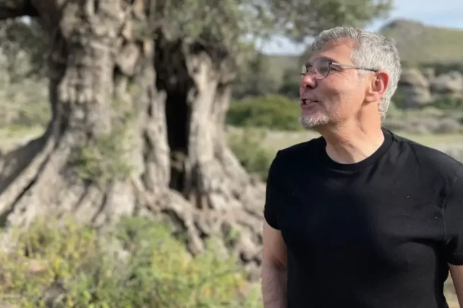 Θοδωρής Αθερίδης