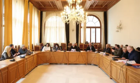 Δημοτική Επιτροπή τέλη