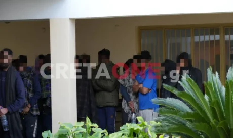 μετανάστες Καλοί Λιμένες ΟΛΗ αίθουσα λιμενεργατών