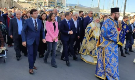 Ελένη Βατσινά