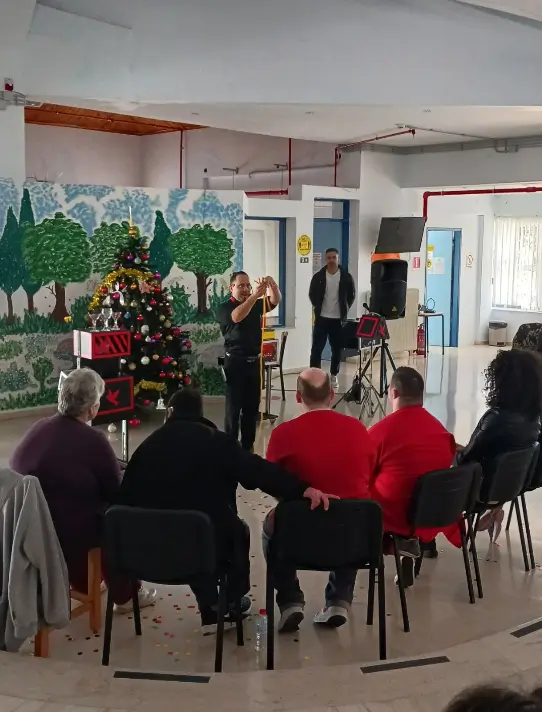 Εορταστική εκδήλωση στο κέντρο ειδικών παιδιών «Άγιος Σπυρίδων»