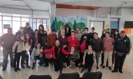 Εορταστική εκδήλωση στο κέντρο ειδικών παιδιών «Άγιος Σπυρίδων»