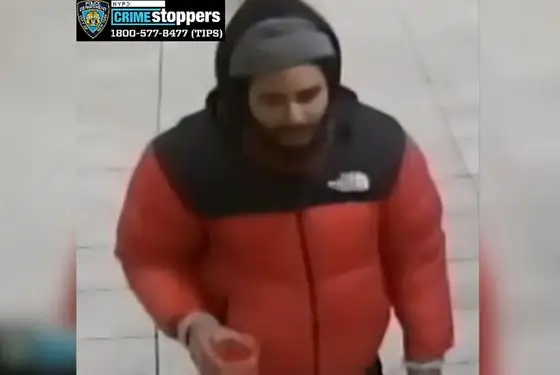 ΗΠΑ ούρησε και τον χτύπησε