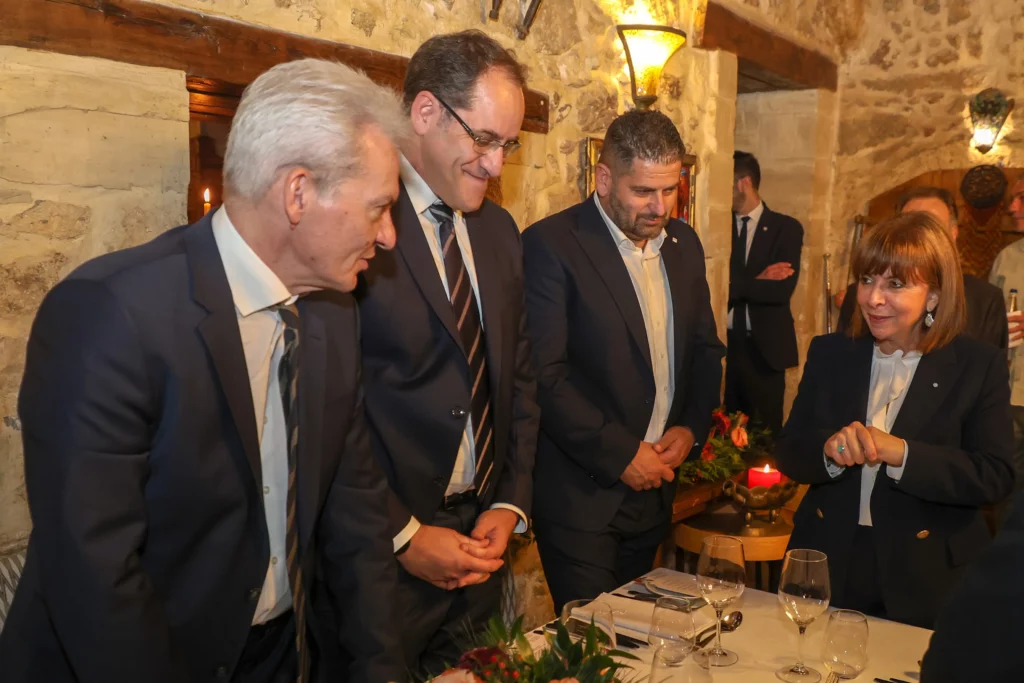 Καλοκαιρινός Σακελλαροπούλου