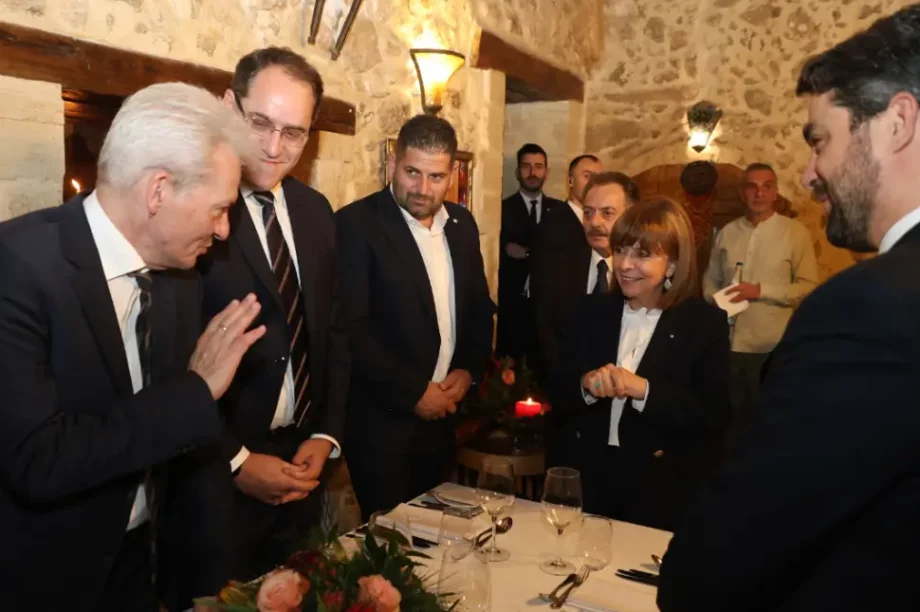 Καλοκαιρινός Σακελλαροπούλου