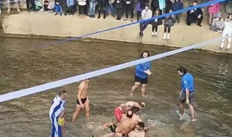 Καυγάς Τρίκαλα