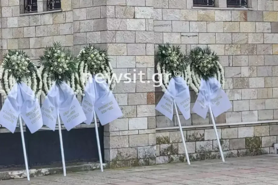 Κηδεία Μπάμπη Κούτσικου