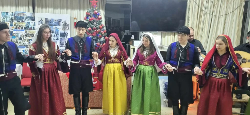 Η Ένωση των Απανταχού Σφακιανών έκοψε την πρωτοχρονιάτικη πίτα