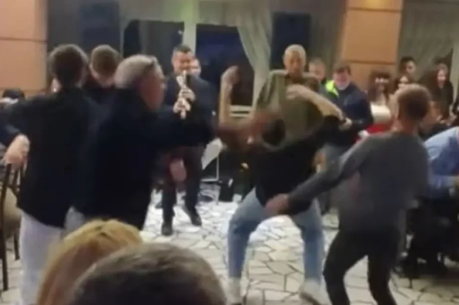 Λάρισα κλαρίνο