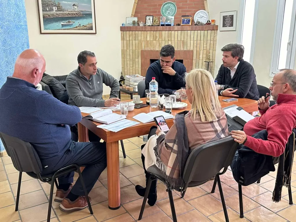 Ο Μάξιμος Σενετάκης συναντήθηκε με τον Σύνδεσμο Επιχειρήσεων της Βιομηχανικής Ζώνης Ηρακλείου