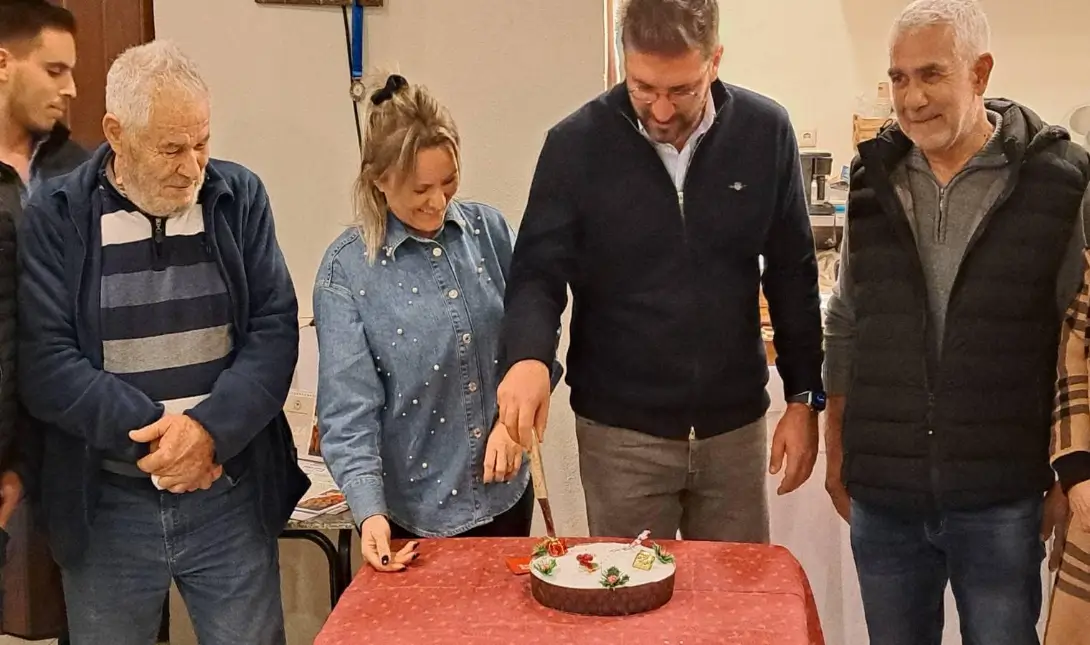 Μενέλαος Μποκέας στην κοπή της πίτας του Πολιτιστικού Συλλόγου Κεραμουτσίου