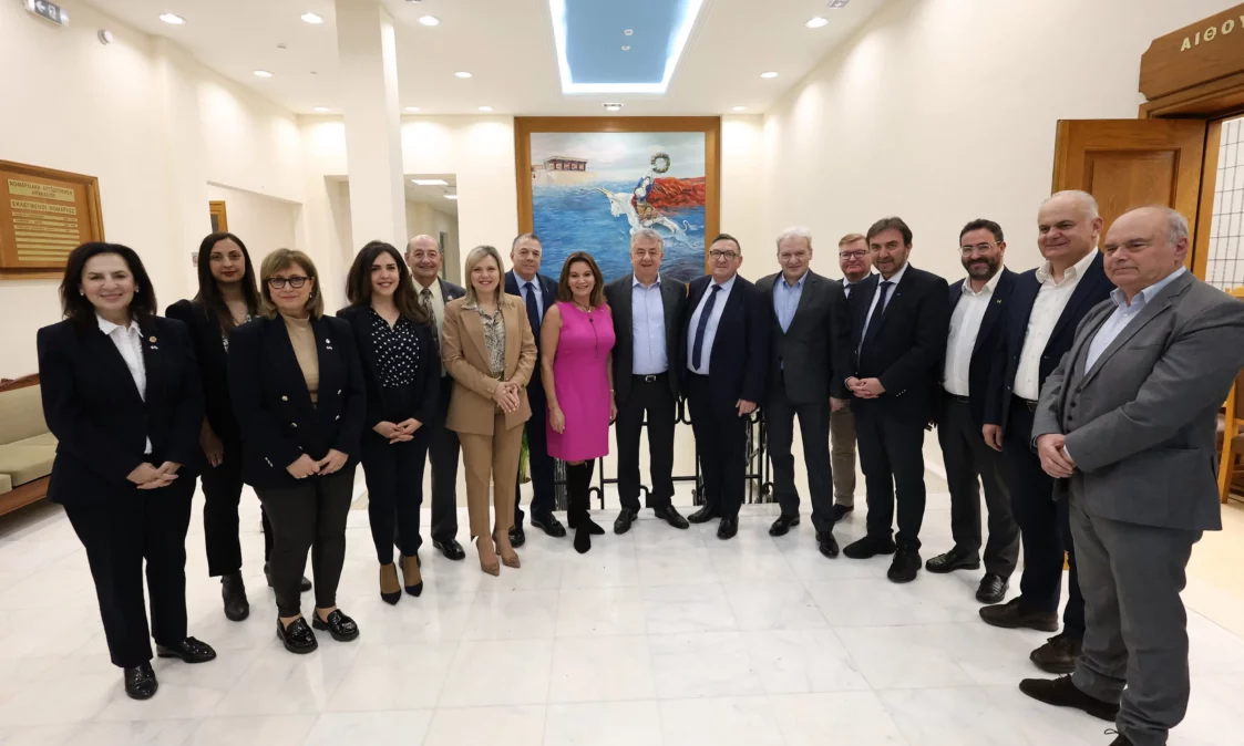 Παγκόσμια Διακοινοβουλευτική Ένωση Ελληνισμού