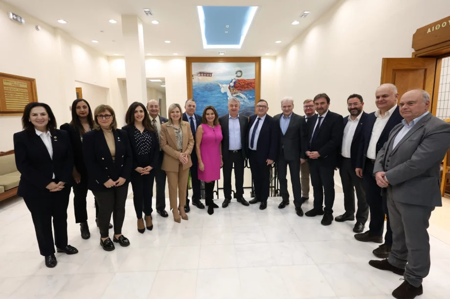Παγκόσμια Διακοινοβουλευτική Ένωση Ελληνισμού