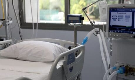 ΜΕΘ θάνατος 19χρονος