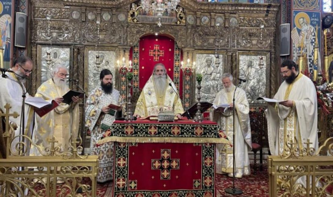 Μητροπολίτης Πειραιά