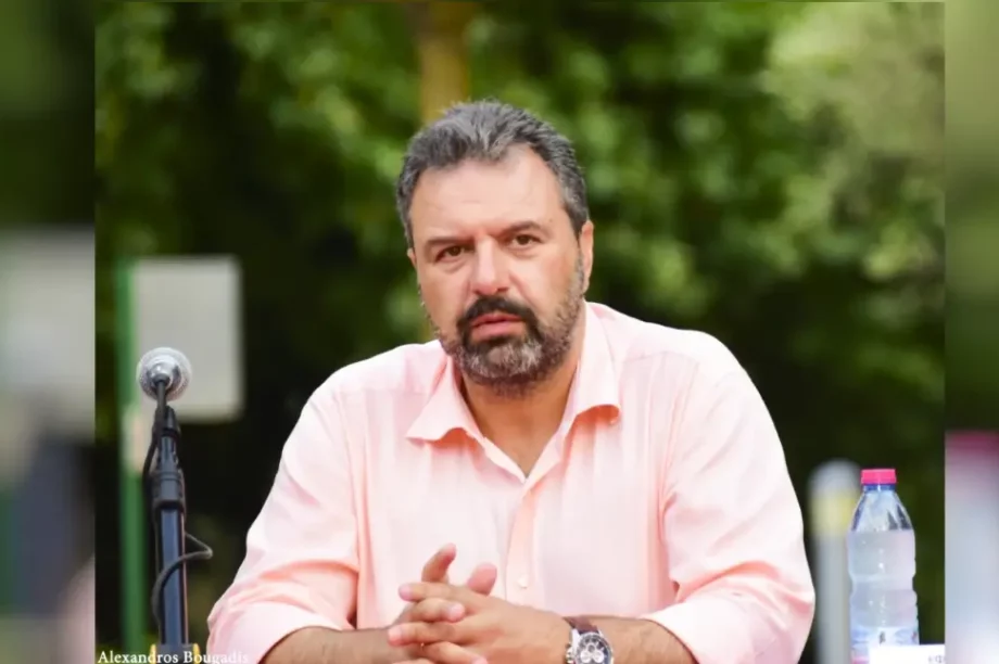 Σταύρος Αραχωβίτης