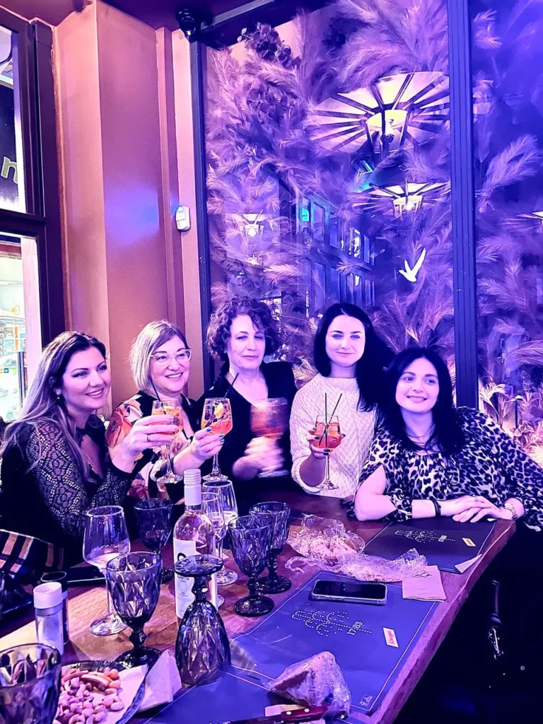 TEZ TOUR κοπή πίτας