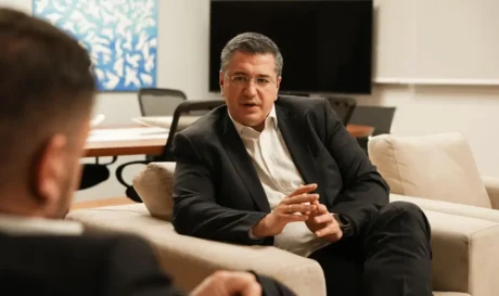 Απόστολος Τζιτζικώστας