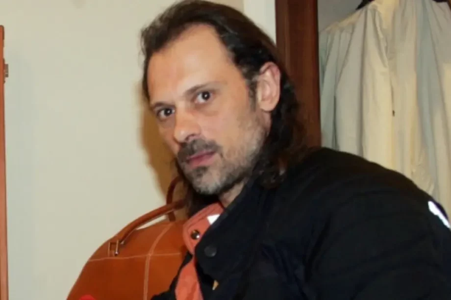 Τζώνυ Θεοδωρίδης
