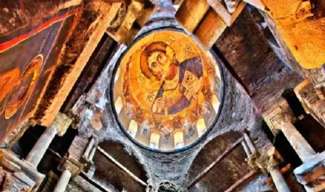 Βυζαντινό μνημείο Παναγία Παρηγορίτισα