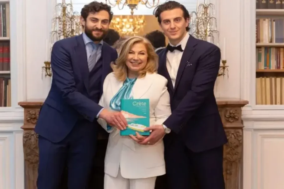 Σεφ Ντίνα Νικολάου βιβλίο κρητικές συνταγές