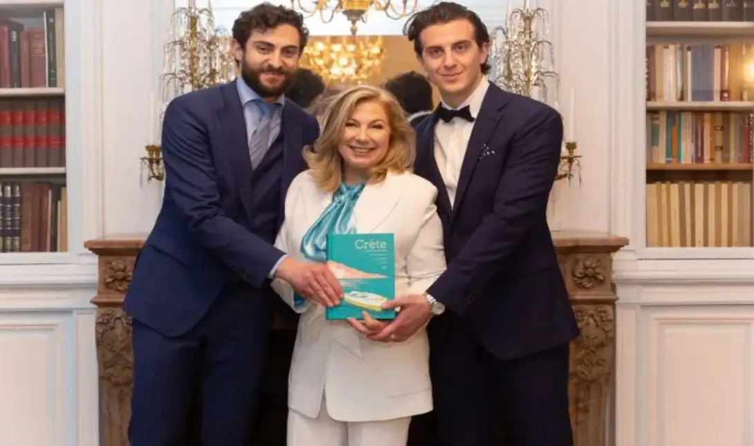 Σεφ Ντίνα Νικολάου βιβλίο κρητικές συνταγές