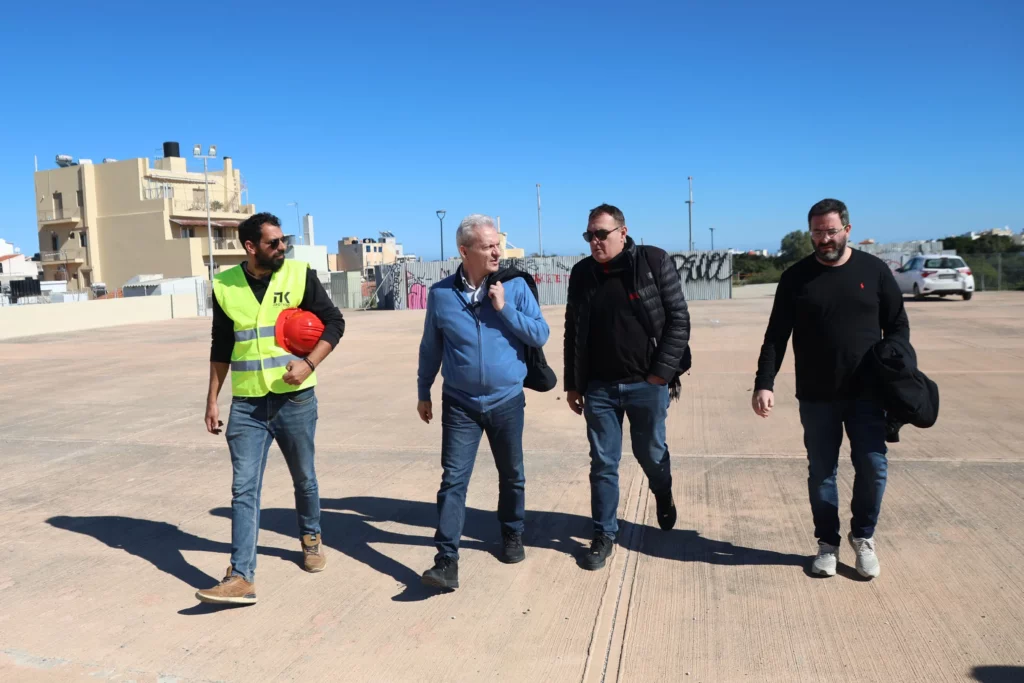 Αλέξης Καλοκαιρινός Δήμαρχος Ηρακλείου αυτοψία έργο αποκατάσταση Ενετικά Τείχη
