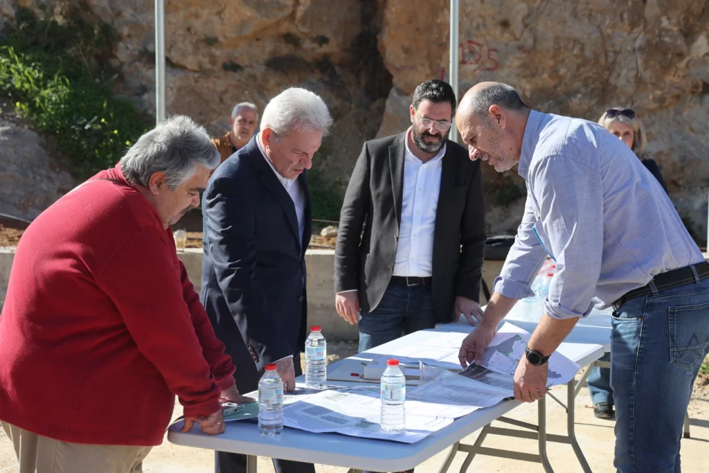 Αυτοψία Αλέξη Καλοκαιρινού στις εργασίες του Αθλητικού Κέντρου Αγίας Αικατερίνης