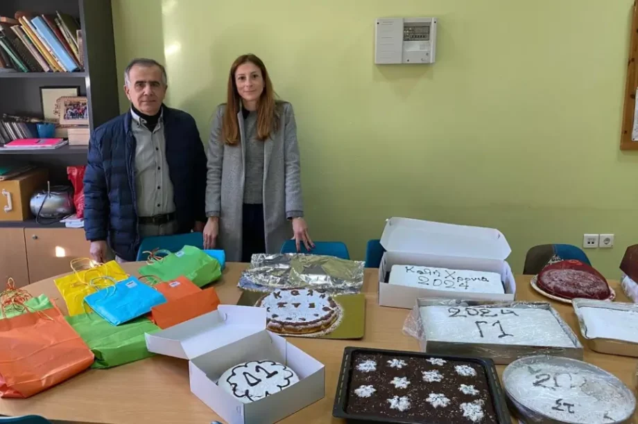Οι μαθητές του 3ου δημοτικού Χανίων έκοψαν βασιλόπιτα