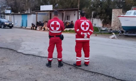 εθελοντές του Ερυθρού Σταυρού