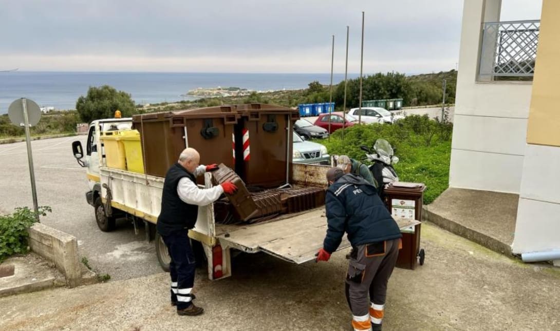 καφέ κάδοι πανεπιστημιούπολη Γάλλου