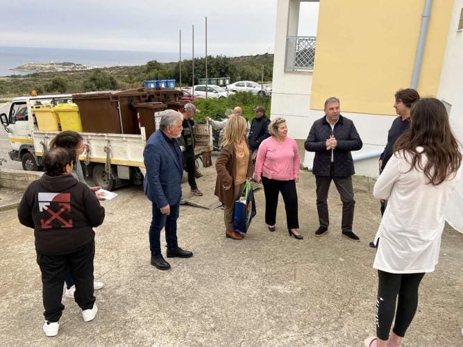 καφέ κάδοι πανεπιστημιούπολη Γάλλου