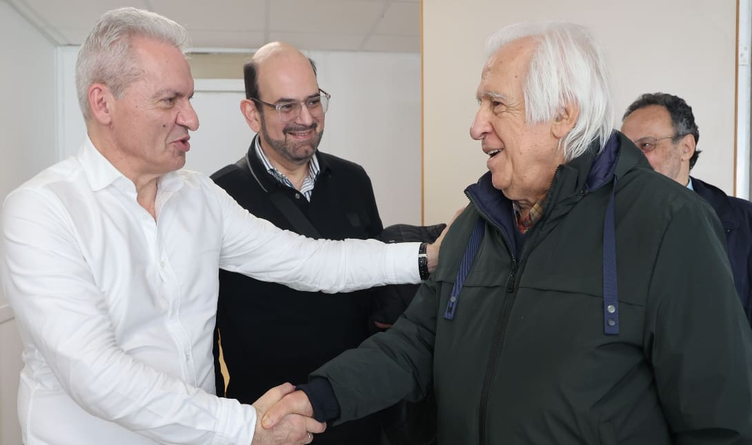 Συνάντηση του Δημάρχου Αλέξη Καλοκαιρινού με τον συνθέτη Χρήστο Λεοντή